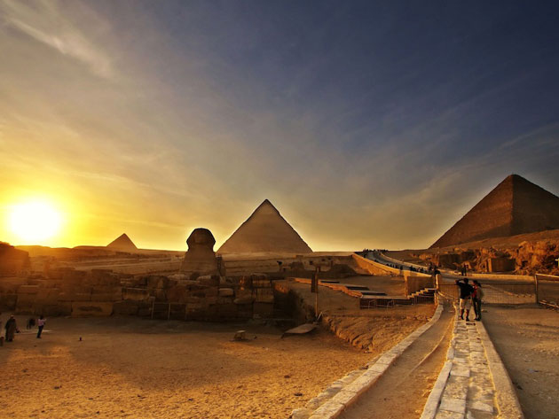 Res till Egyptens fantastiska pyramider